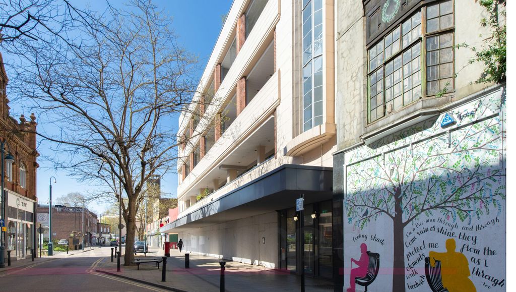 Property photo 3 of 7 External 3.Jpg