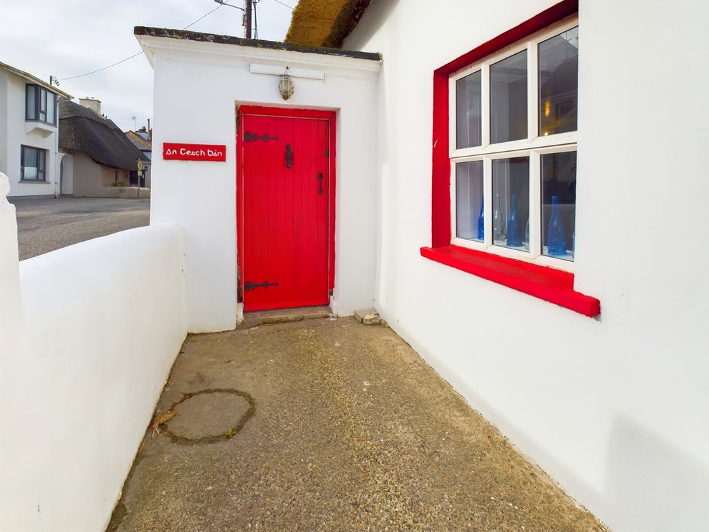 Property photo 2 of 23