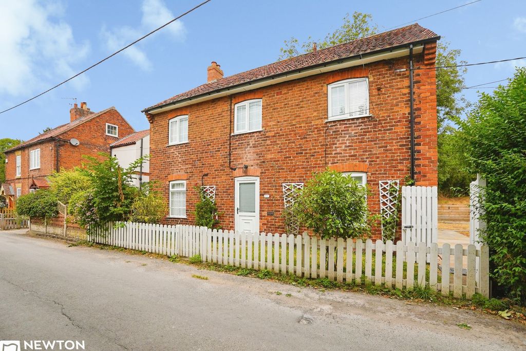 Property photo 1 of 21