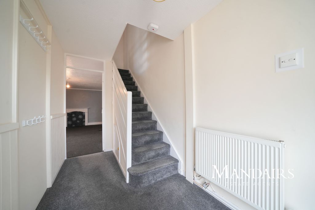 Property photo 2 of 26