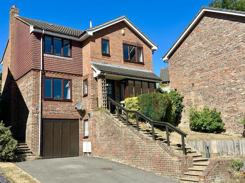 Property photo 1 of 22