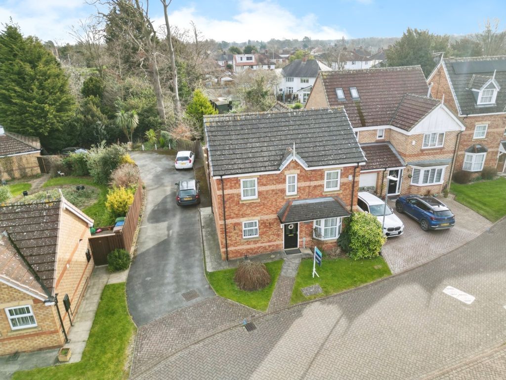 Property photo 1 of 32 3978484