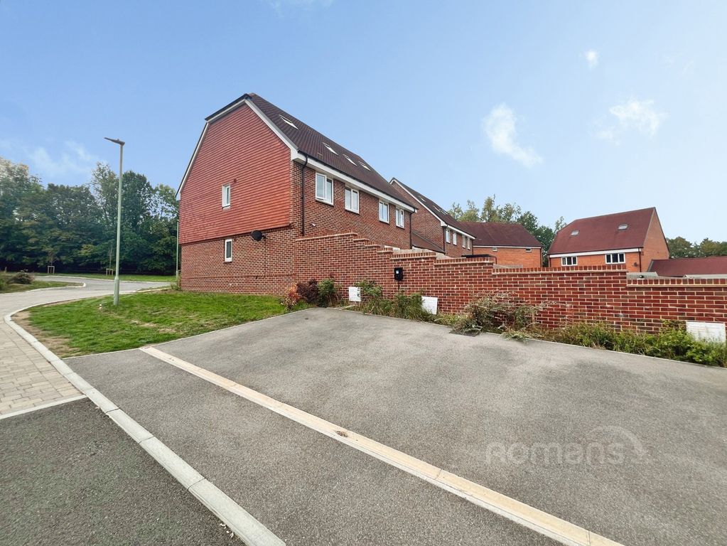 Property photo 2 of 25 Pbox-Img.Jpg