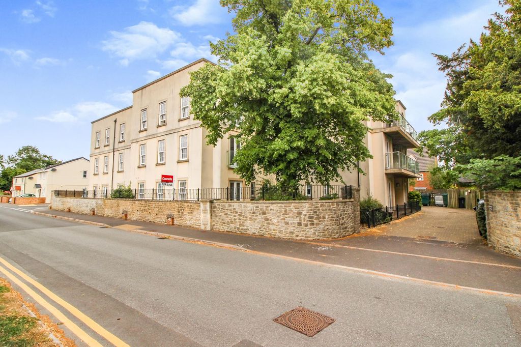 Property photo 1 of 5