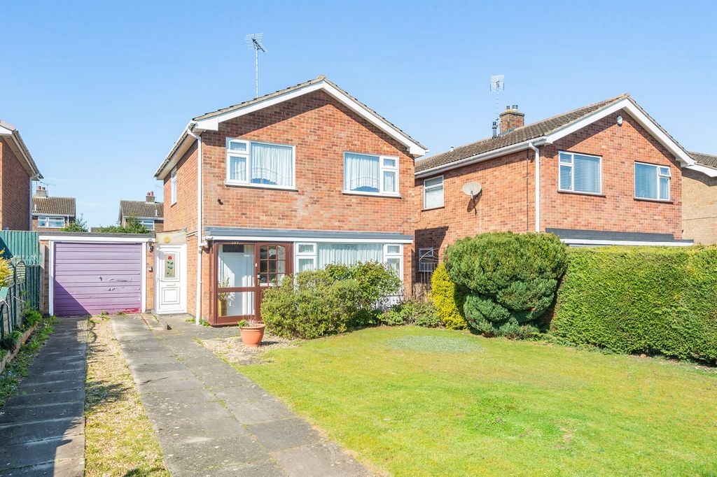 Property photo 1 of 14