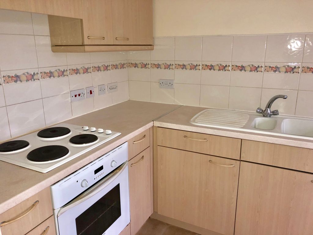 Property photo 3 of 6