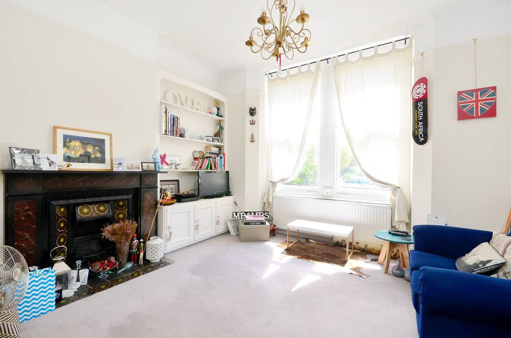 Property photo 3 of 5