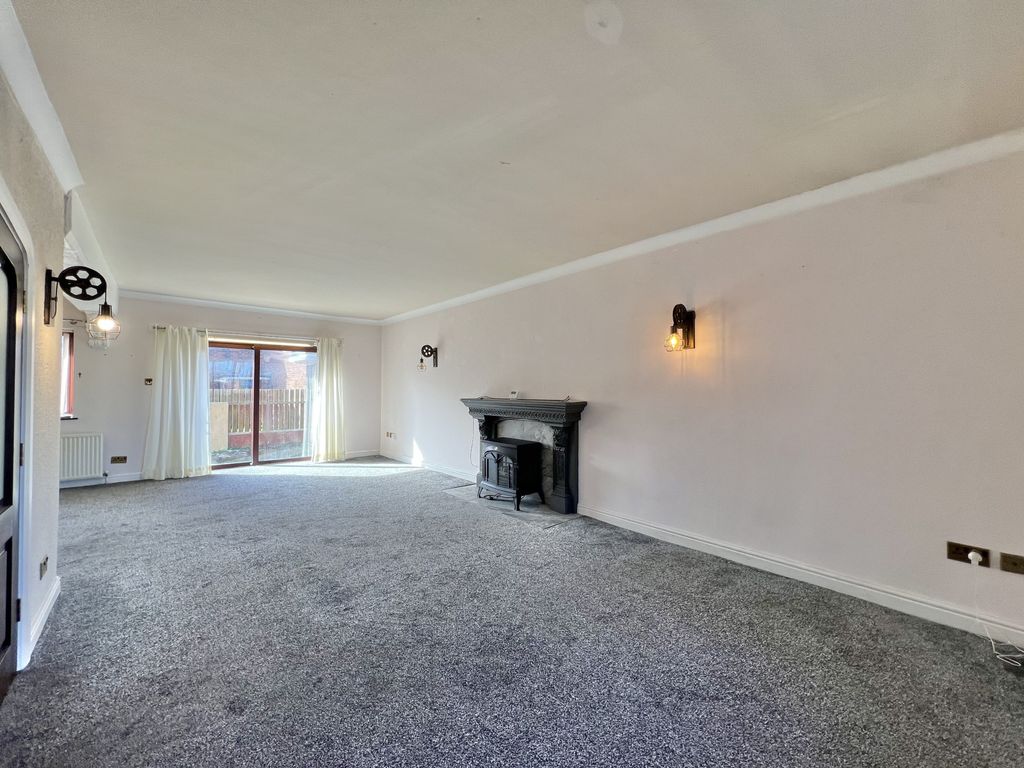 Property photo 3 of 21