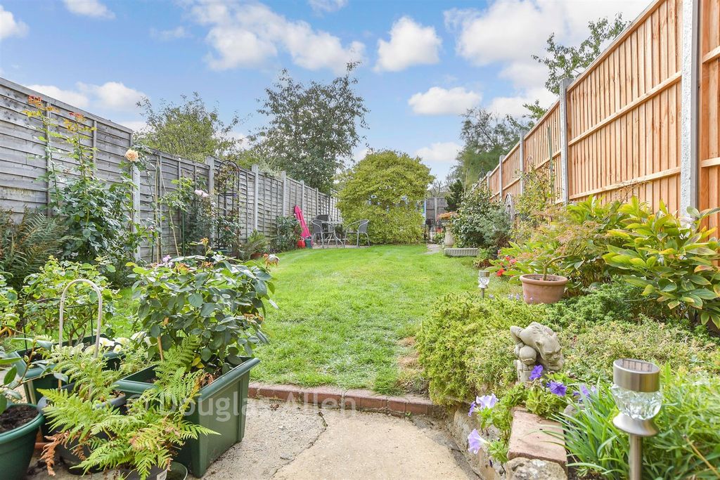 Property photo 2 of 11 Rear Garden