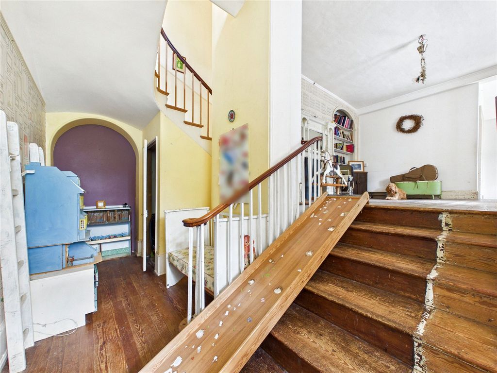 Property photo 3 of 16 Picture No. 02