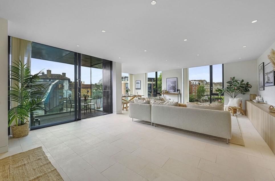 Property photo 2 of 15 2.Jpg