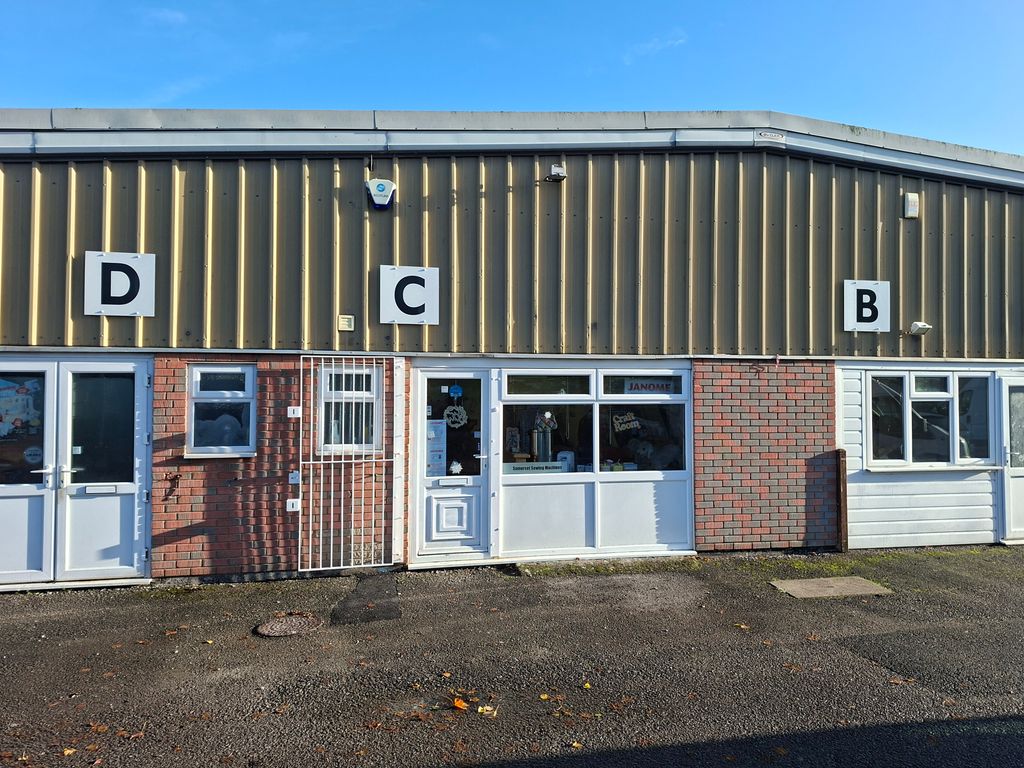 Property photo 1 of 3