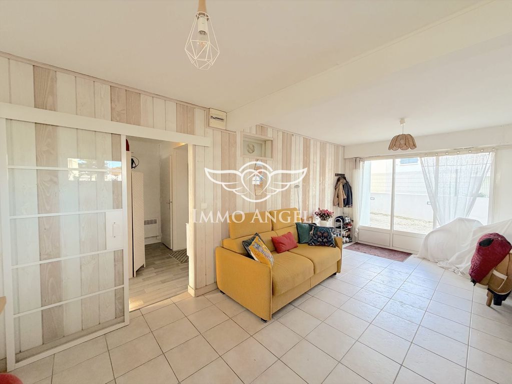 Property photo 2 of 8