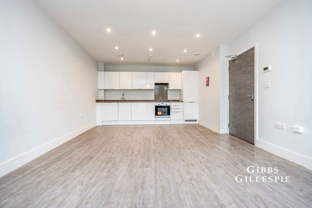 Property photo 1 of 15 Pbox-Img.Jpg