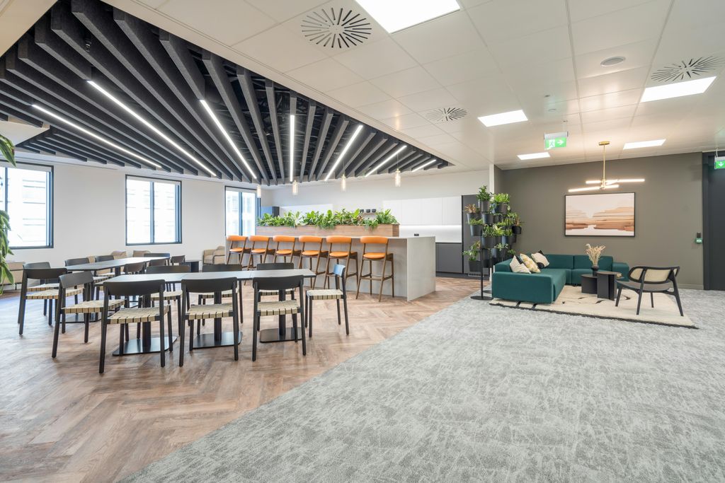 Property photo 3 of 9 11 Westferry Circus  3rd Floor 1.Jpg