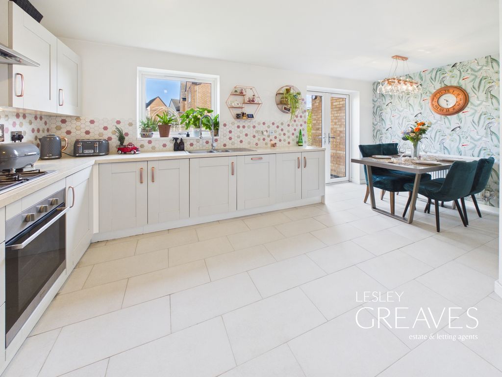 Property photo 3 of 30 Kitchen/Diner