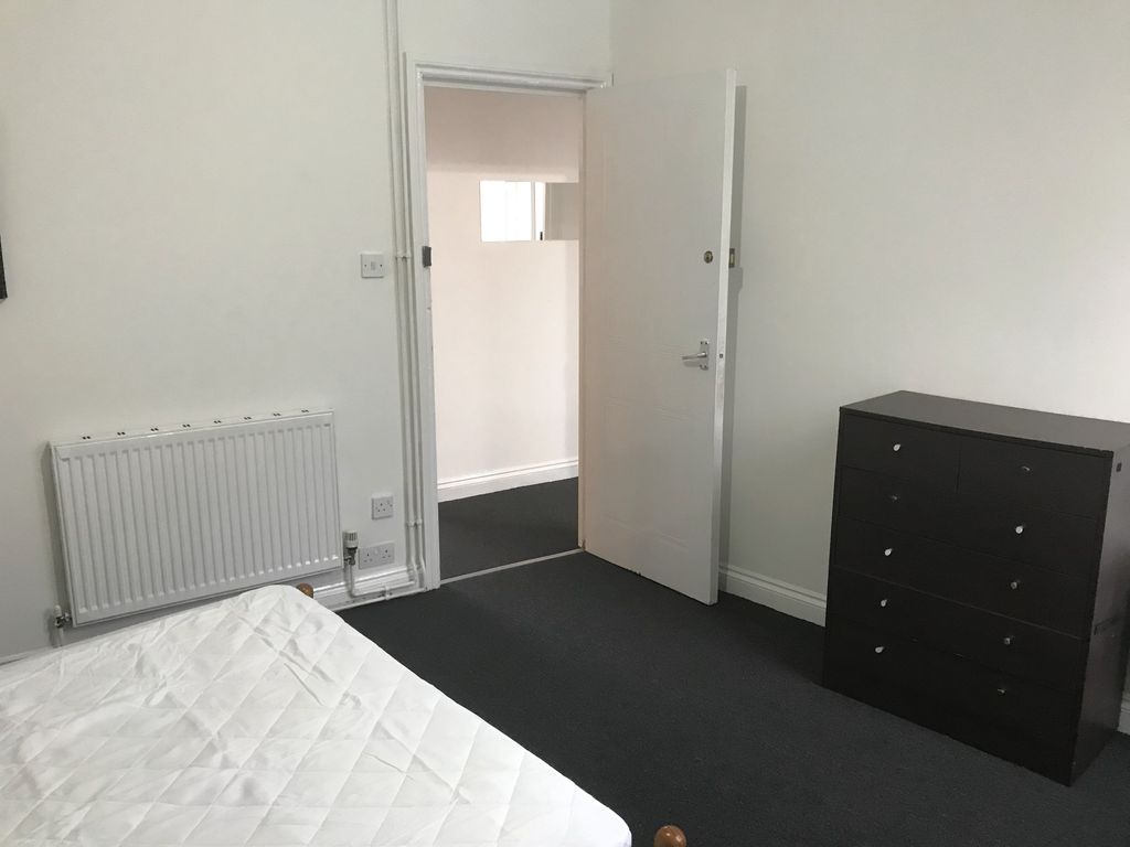 Property photo 2 of 9 Property