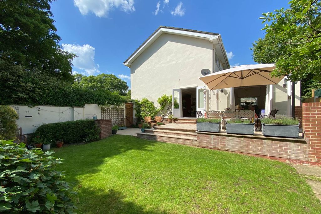 Property photo 2 of 14
