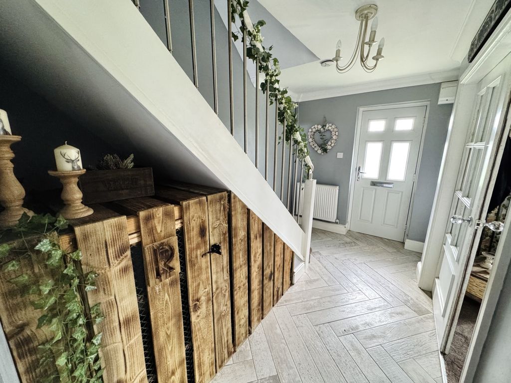 Property photo 2 of 13 Img_5831