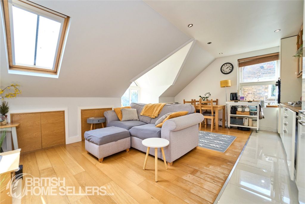 Property photo 3 of 11 Picture No. 07