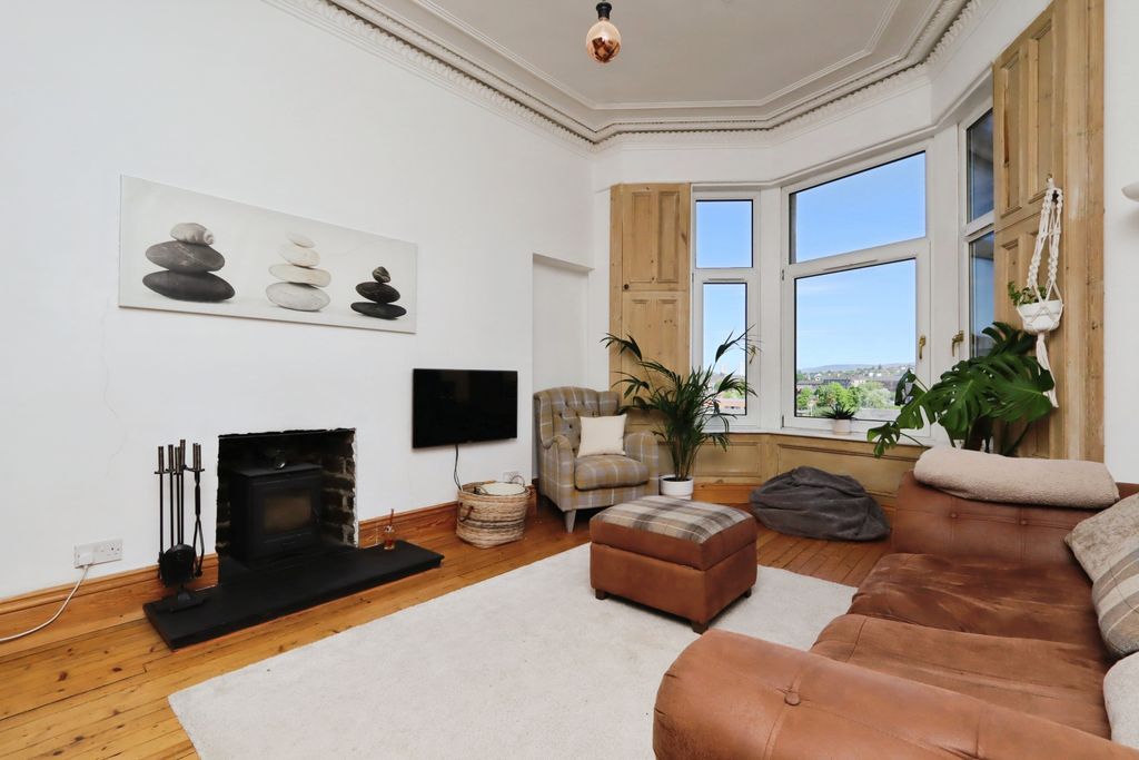 Property photo 3 of 20 Img_3672