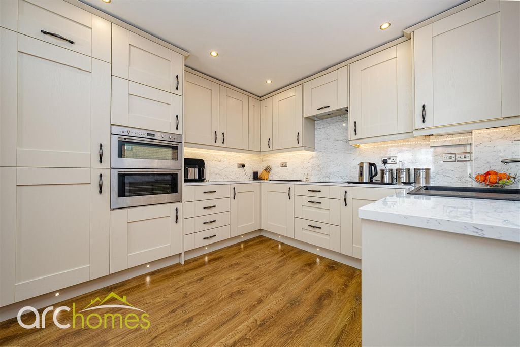Property photo 3 of 24 Cranstal-12.Jpg