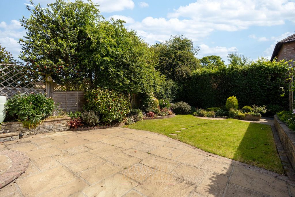 Property photo 2 of 19