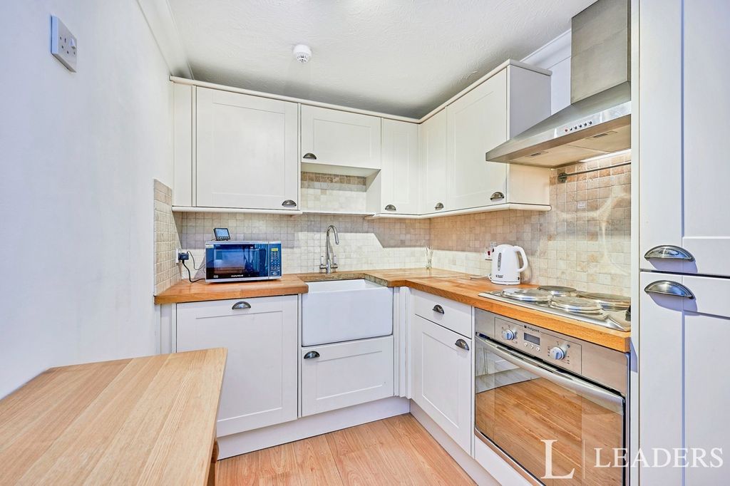 Property photo 2 of 24 Pbox-Img.Jpg
