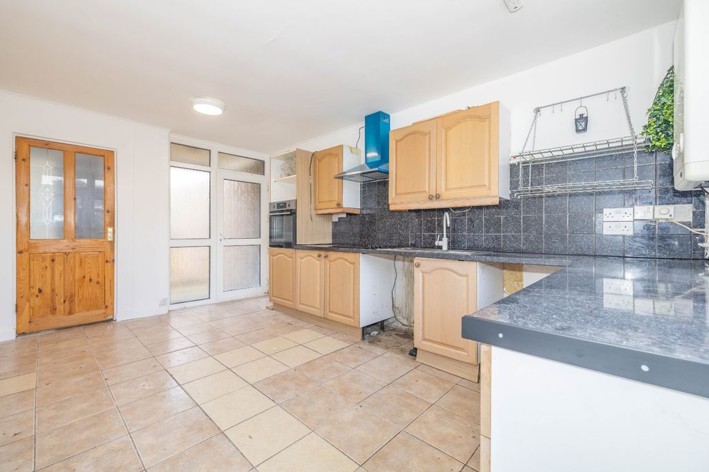 Property photo 2 of 13 Picture 2