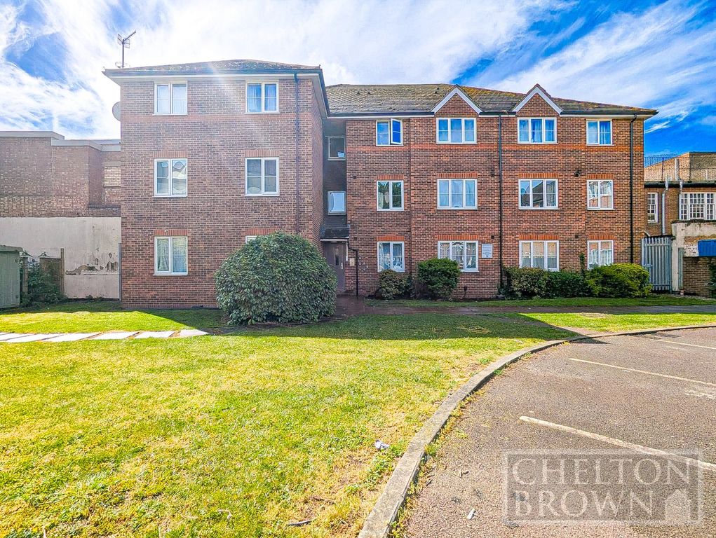 Property photo 1 of 16 External