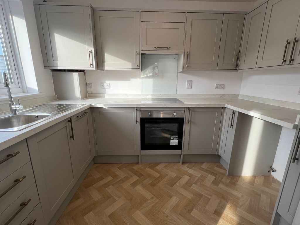 Property photo 2 of 9 Property