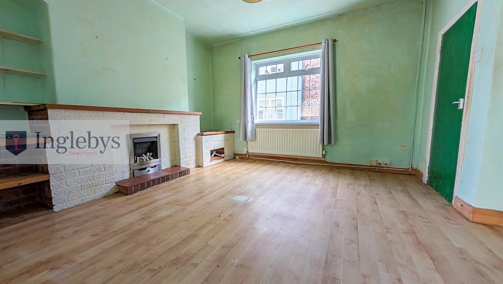 Property photo 3 of 20