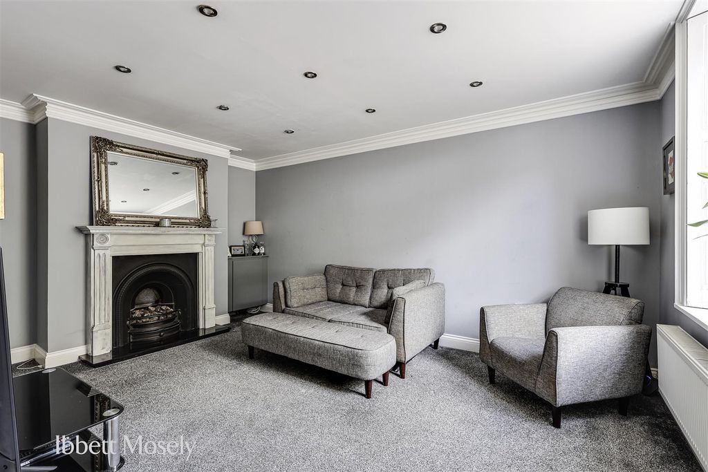 Property photo 2 of 17 4 Reception Room.Jpg