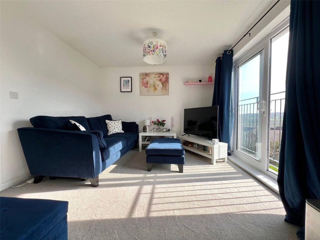 Property photo 2 of 15 Picture No. 36