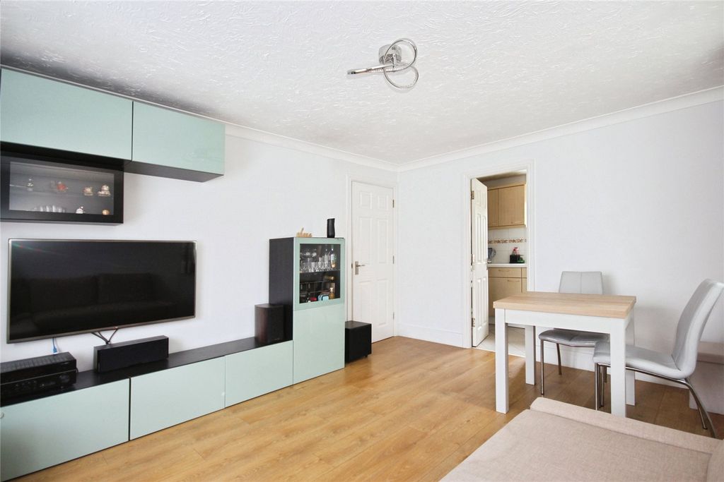 Property photo 3 of 10 Picture No. 36