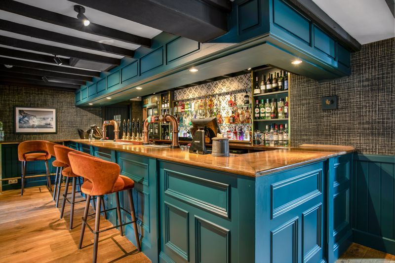 Property photo 2 of 17 Photo 10