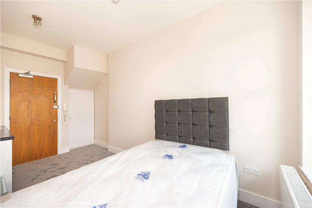 Property photo 3 of 7 Picture No. 02