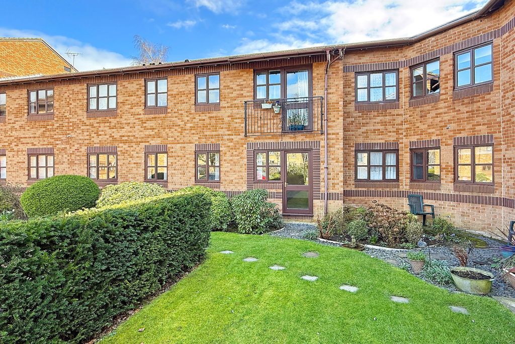 Property photo 1 of 15