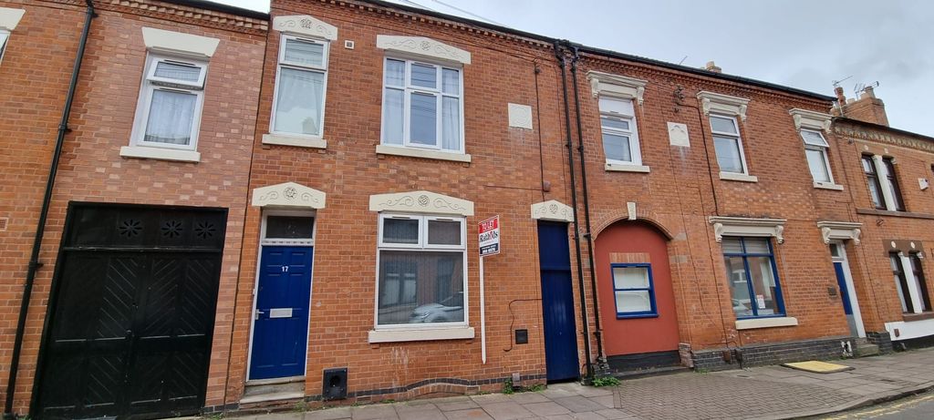 Property photo 1 of 1 Photograph 1