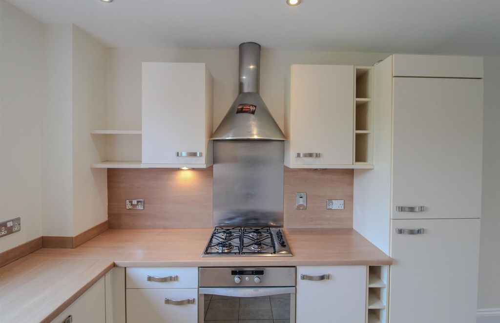 Property photo 3 of 12 Img_9273.Jpg