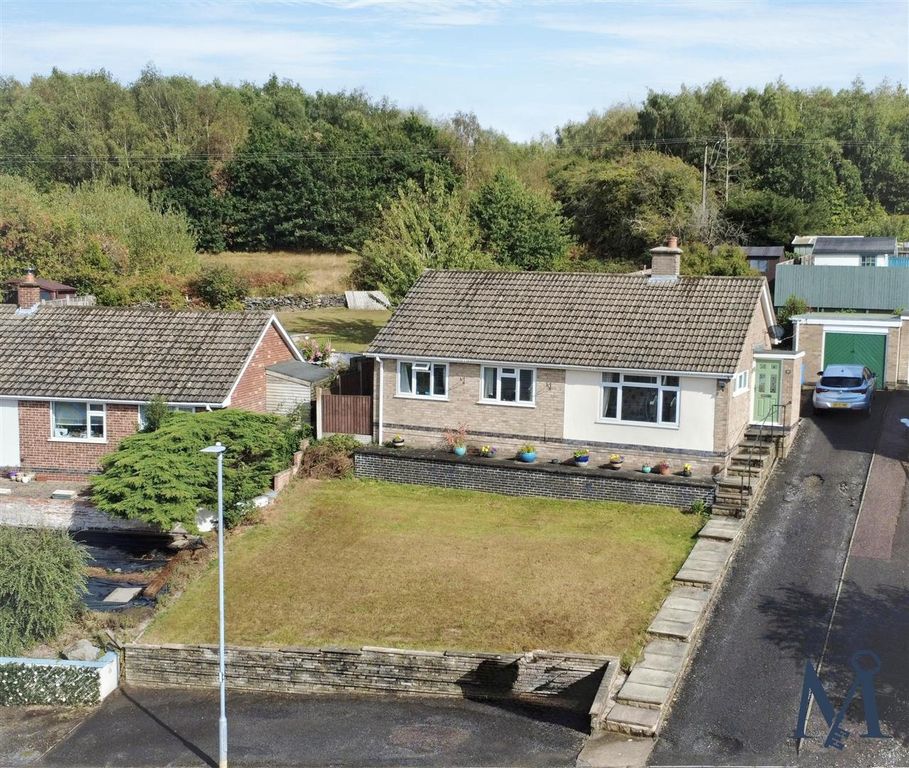 Property photo 1 of 25