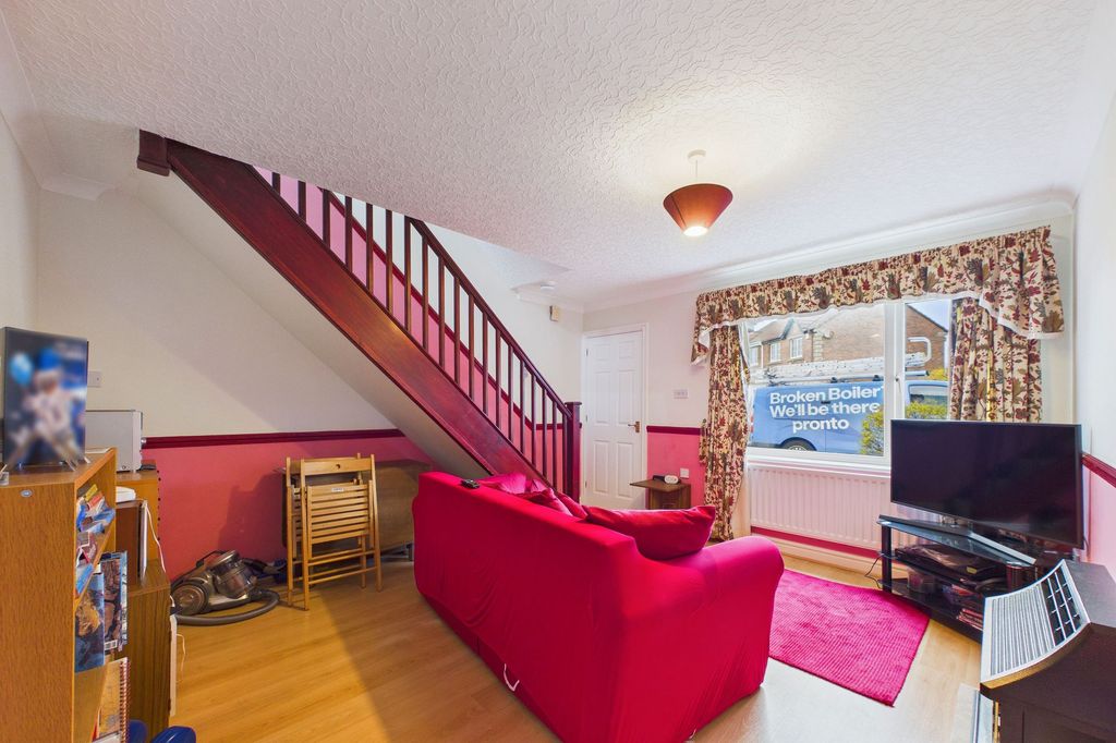 Property photo 3 of 10