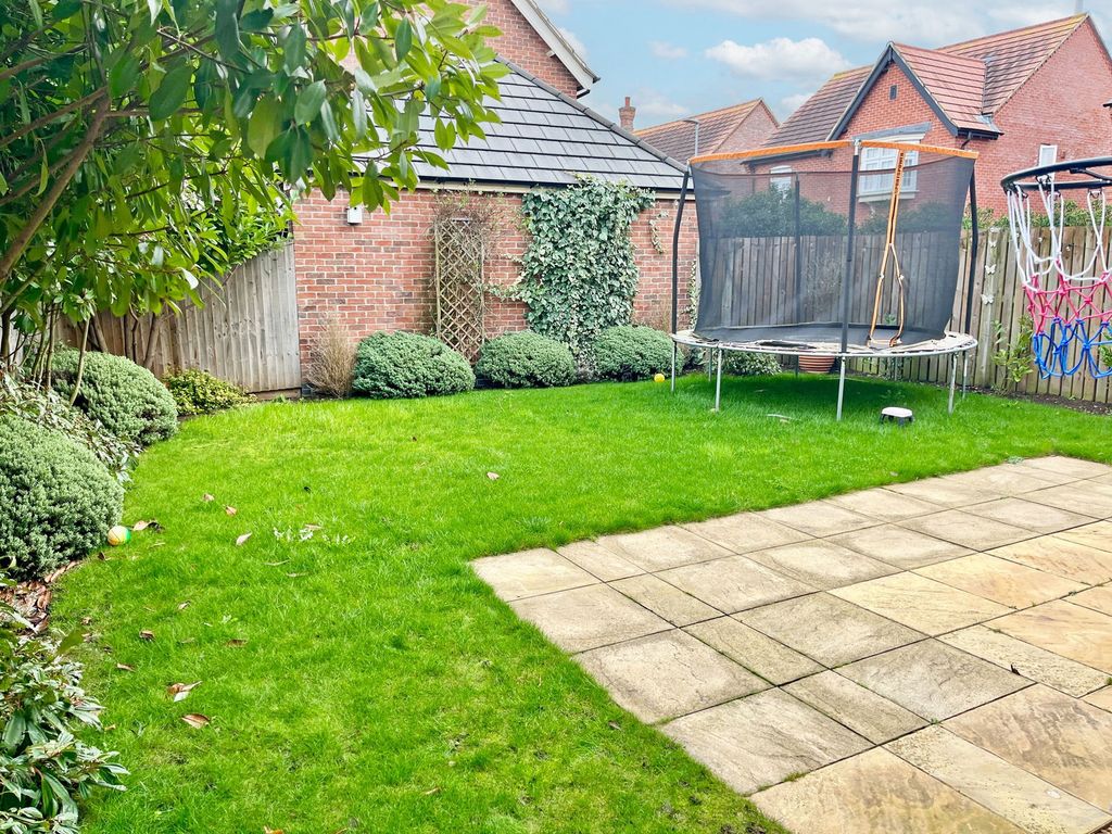 Property photo 3 of 23