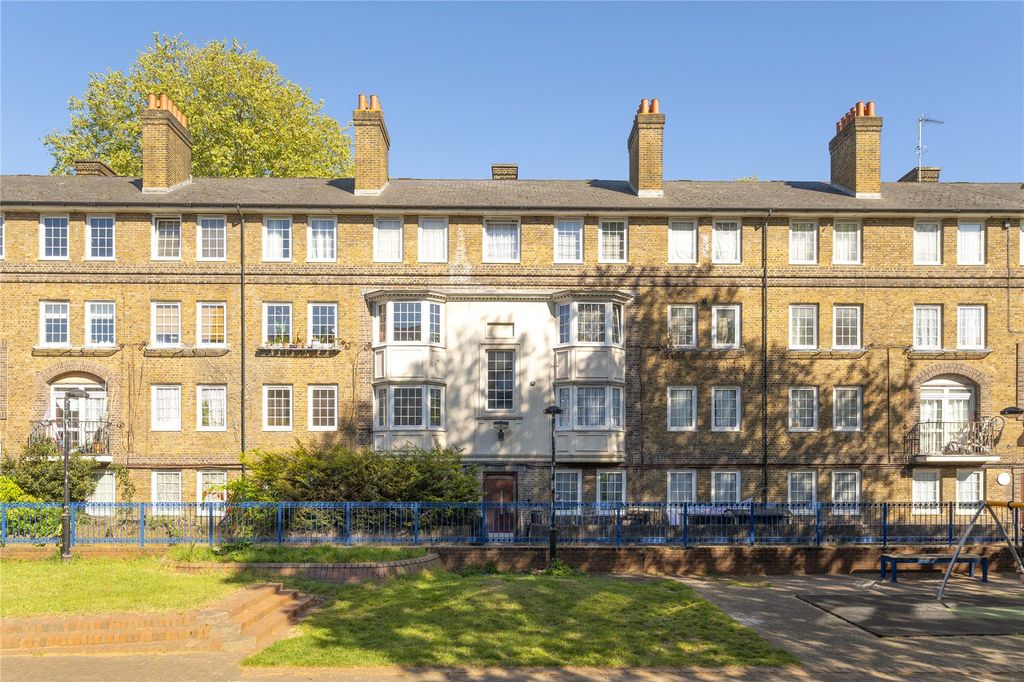 Property photo 1 of 13 Exterior