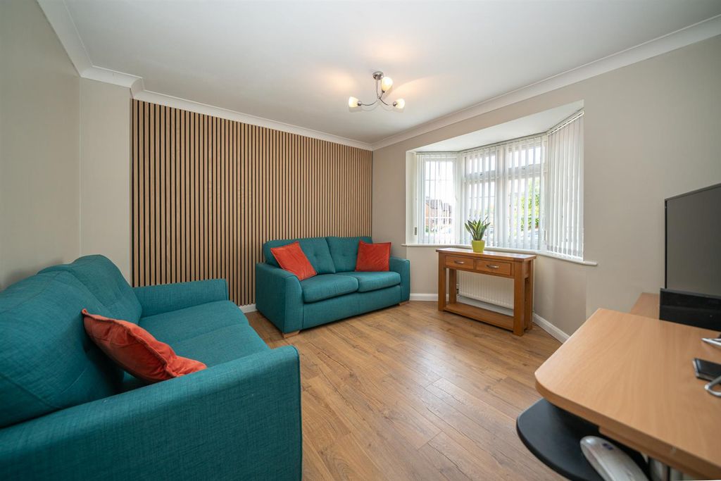 Property photo 3 of 32 Reception Room