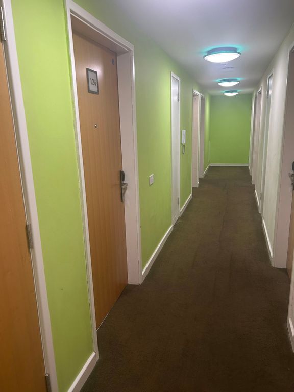 Property photo 3 of 6