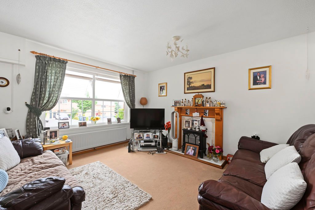 Property photo 2 of 16 Photo 12
