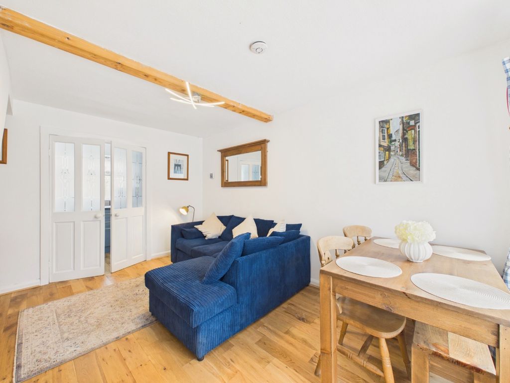 Property photo 2 of 14 5301975