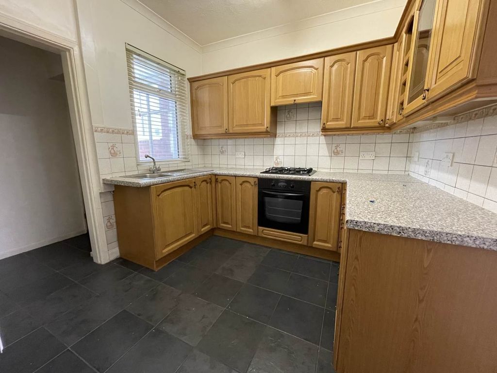 Property photo 3 of 9 Img_9051