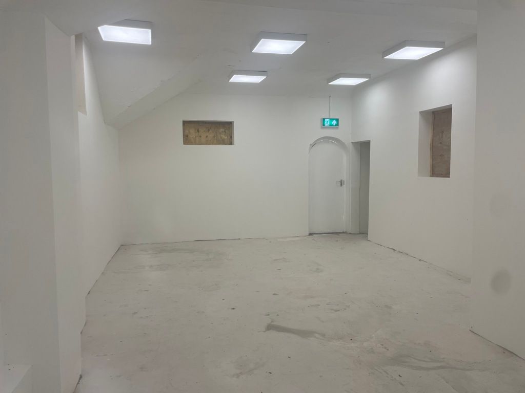 Property photo 2 of 5 Photo 4